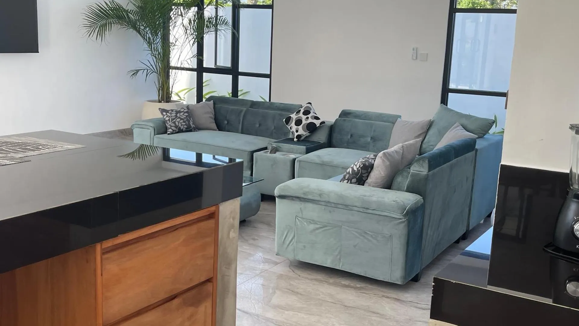 New Villa Mila, Bingin Uluwatu   Uluwatu (Bali)