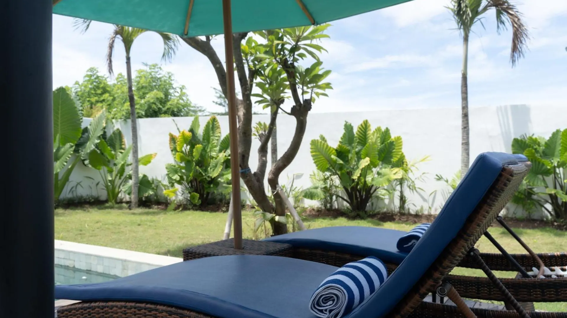 New Villa Mila, Bingin Uluwatu  0*, Uluwatu (Bali)